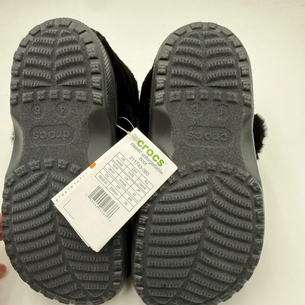 Crocs Women's Size 6 Classic Unfurgettable Boot Moonlight Black Quartz 211743